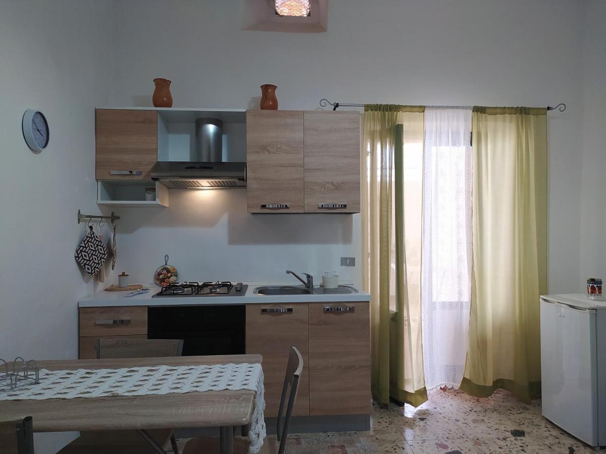 Ferienwohnung Casa Da Vela Rinella Exterior foto