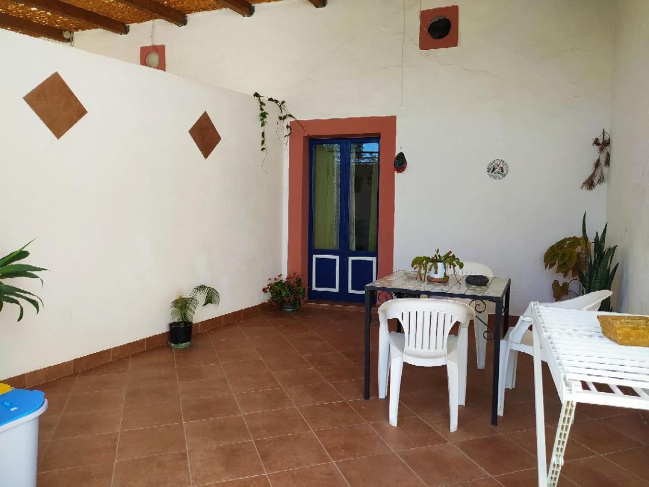 Ferienwohnung Casa Da Vela Rinella Exterior foto